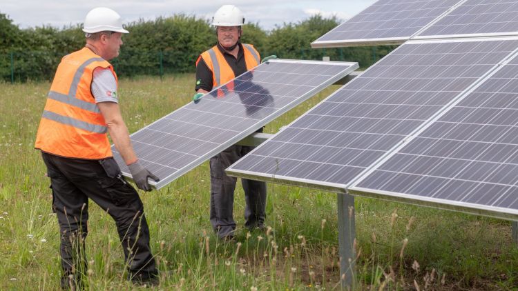 Meteoric growth in new solar farm planning in UK sees pipeline reach a staggering 37GW