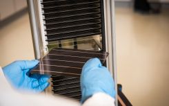 Oxford PV celebrates 29.5% conversion rate with perovskite solar cell